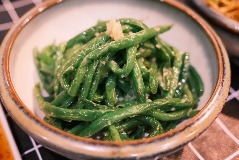 Salade Haricot Vert À l’ail 蒜蓉豇豆